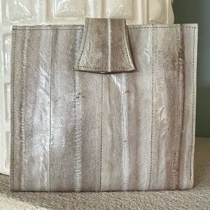 Gary’s of California 1970 Genuine Eel Skin Gray Bi Fold w/Kisslock Wallet